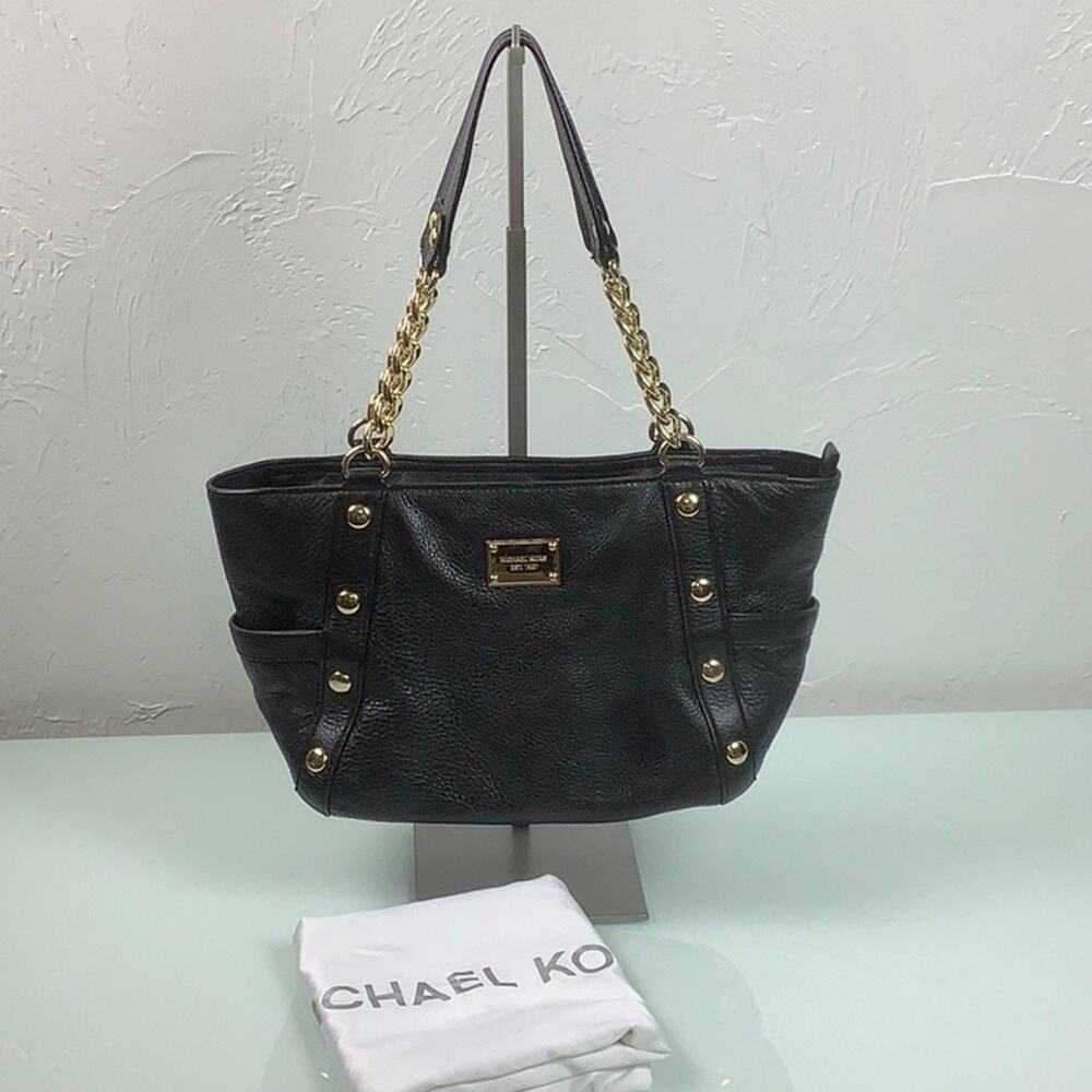 Michael Kors Delaney Gold hardware & Chain Link Studded shoulder bag w dust bag